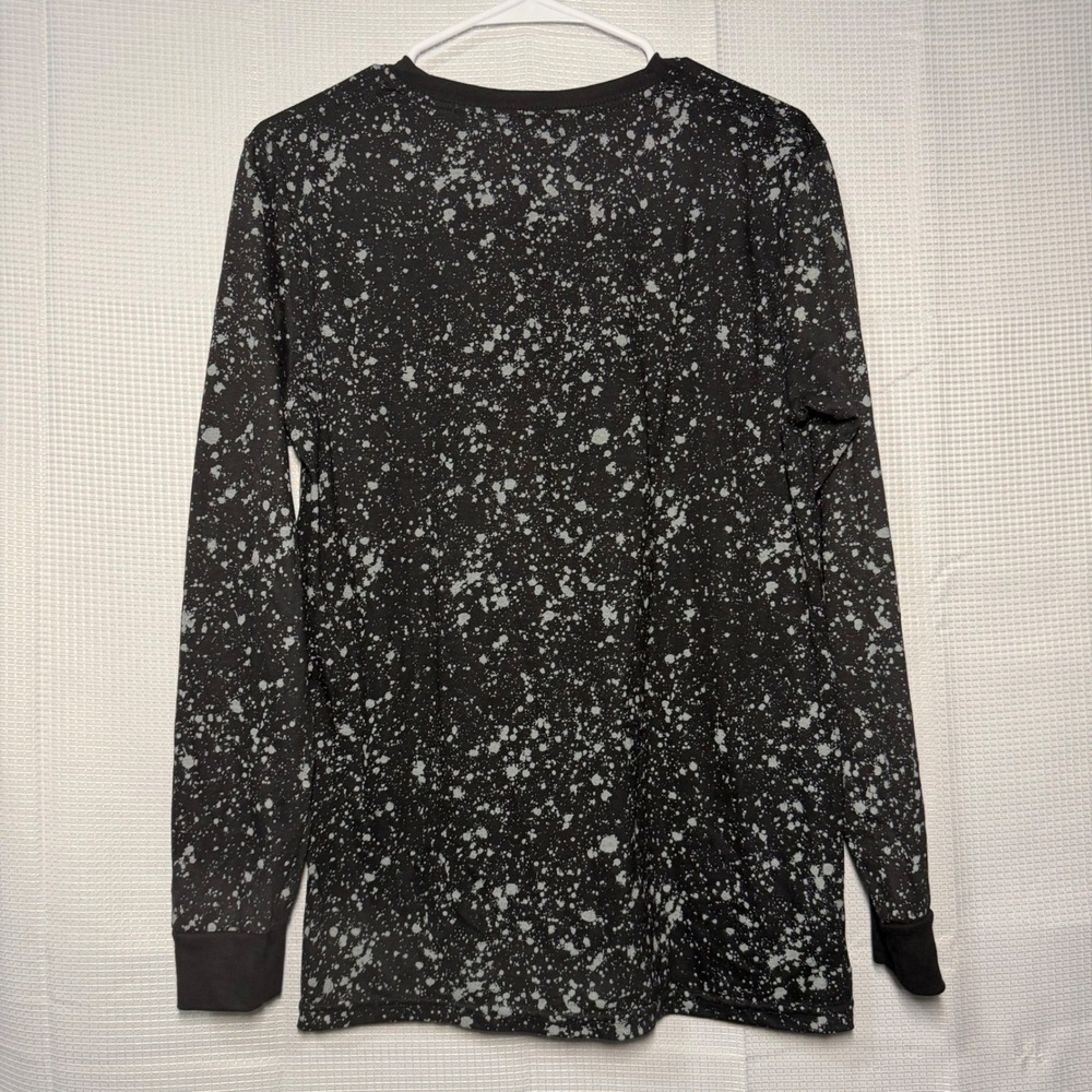 Bailey Apparel Legendary Long Sleeve Graphic Tee Black Splatter Print Size M‎ - Picture 2 of 4